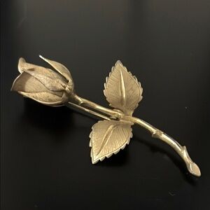 Vintage Giovanni brushed gold tone Rose Brooch